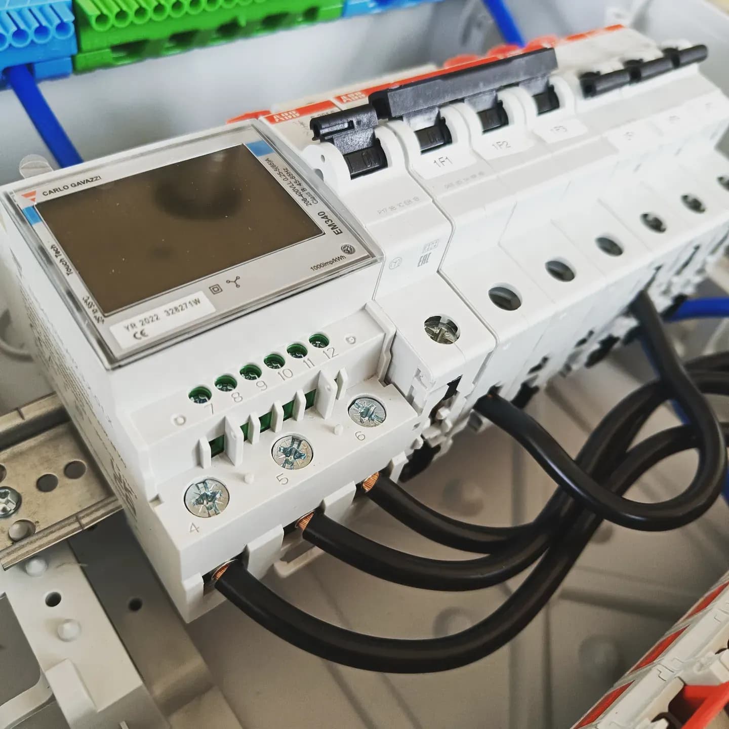 Sähköpalvelut yrityksille